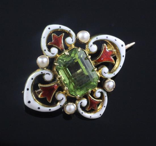 A late Victorian 15ct gold, peridot, seed pearl and enamel pendant brooch, in the manner of Giuliano, 23mm.